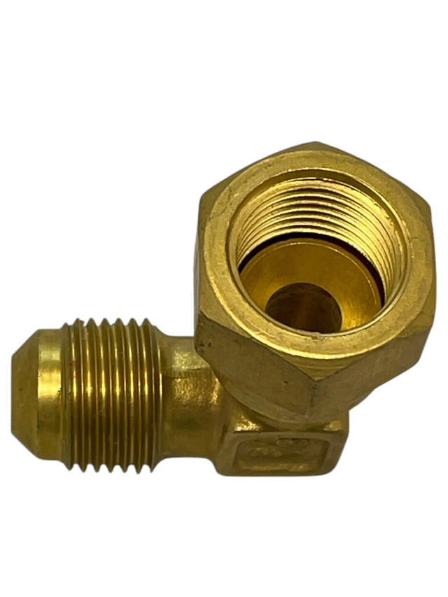 Service valve for AC 3/8''M x 3/8''F (angled)