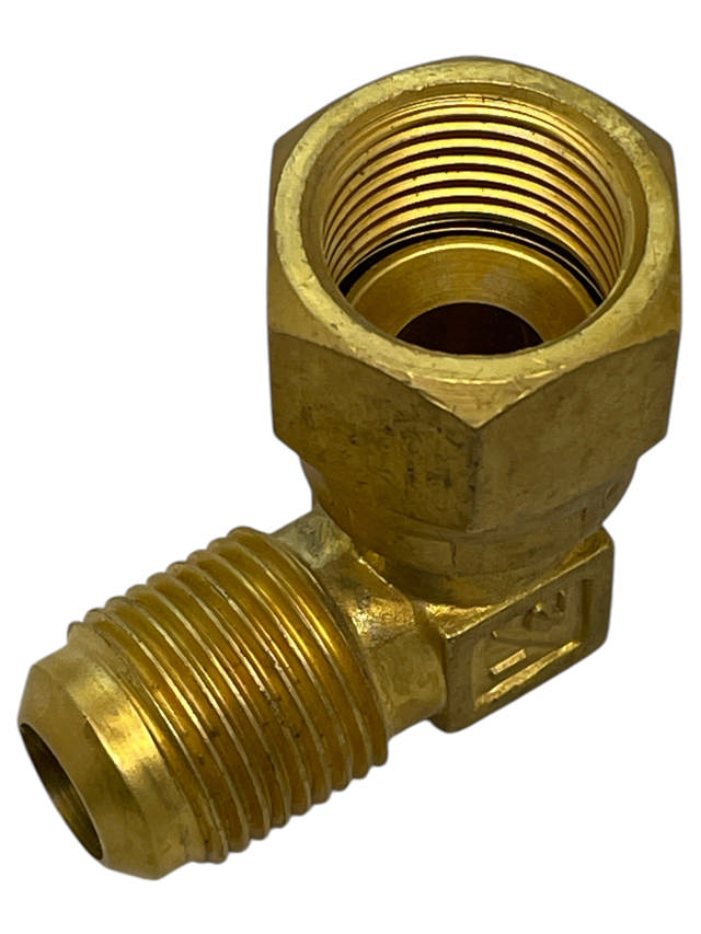 Service valve for AC 1/2''M x 1/2''F (angled)